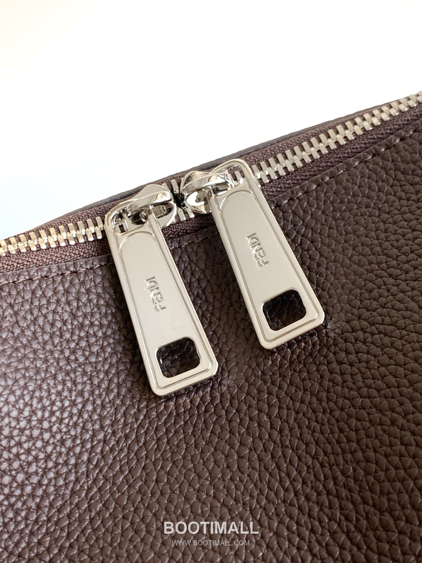 Fendi Lui Full Grain Calfskin Medium Bag 펜디 루이 풀그레인 카프스킨 미디엄 토트백 672M90 28cm 5