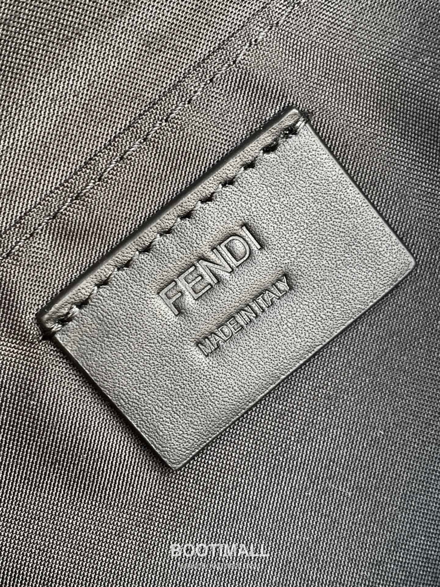 Fendi Lui Full Grain Calfskin Medium Bag 펜디 루이 풀그레인 카프스킨 미디엄 토트백 672M90 28cm 9