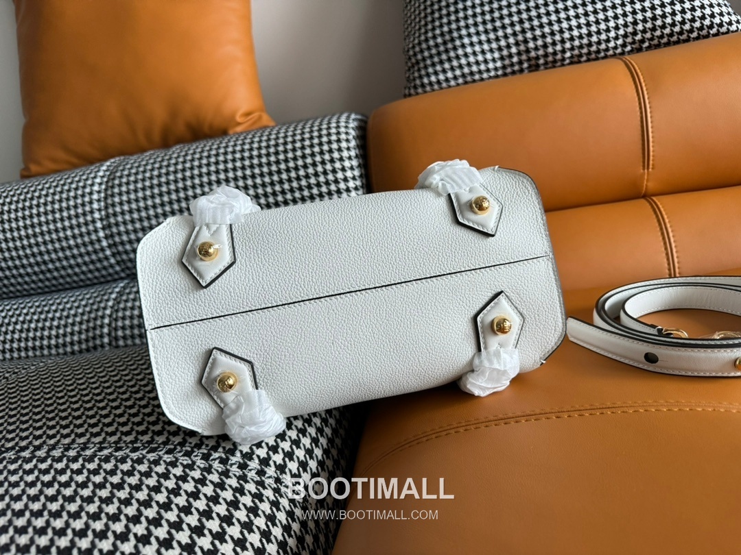 Fendi Boston Full Grain Leather Medium Bag 펜디 보스턴 풀그레인 가죽 미디엄 토트백 152M85 27.5cm 5