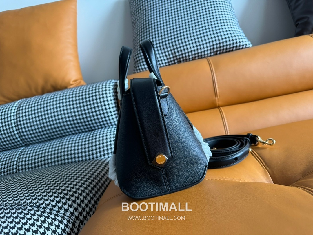 Fendi Boston Full Grain Leather Medium Bag 펜디 보스턴 풀그레인 가죽 미디엄 토트백 152M85 27.5cm 3