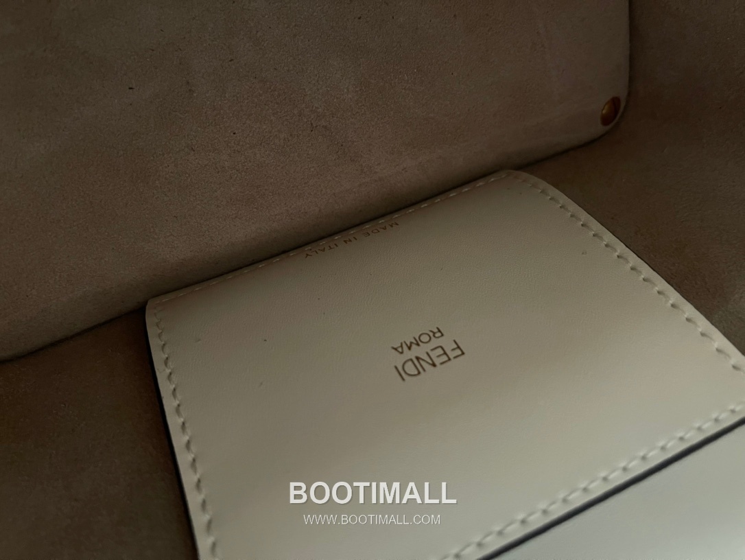 Fendi Way Leather Small Bag 펜디 웨이 가죽 스몰 토트 숄더백 054M80 20cm 9