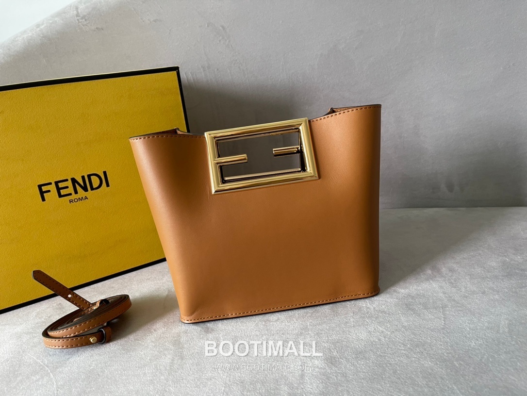 Fendi Way Leather Small Bag 펜디 웨이 가죽 스몰 토트 숄더백 054M80 20cm 5