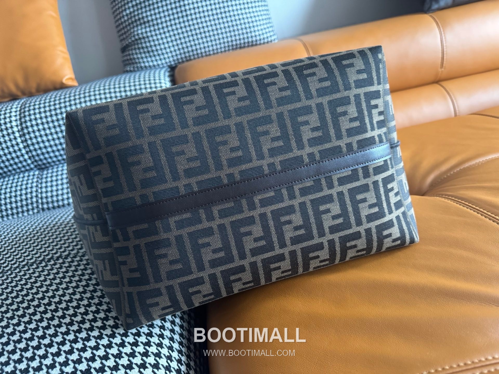 Fendi Pequin FF Reversible Jacquard Large Tote Bag 펜디 페퀸 FF 리버서블 자카드 라지 토트백 425M75 35cm 4