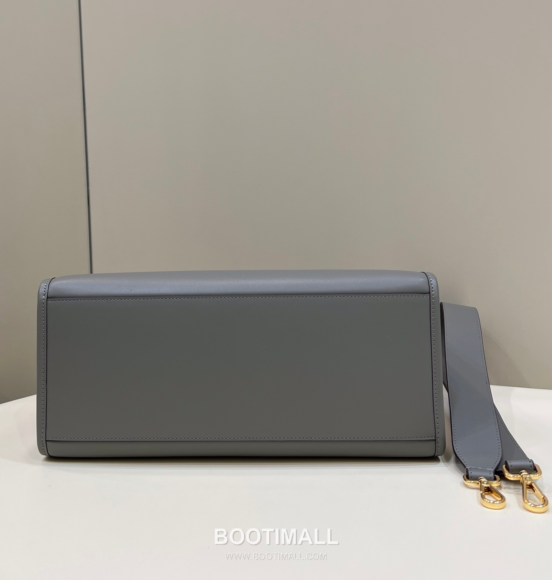 Fendi Amber Handle Shopper Cowhide Gray Bag 펜디 앰버 핸들 쇼퍼 소가죽 그레이 36cm 10