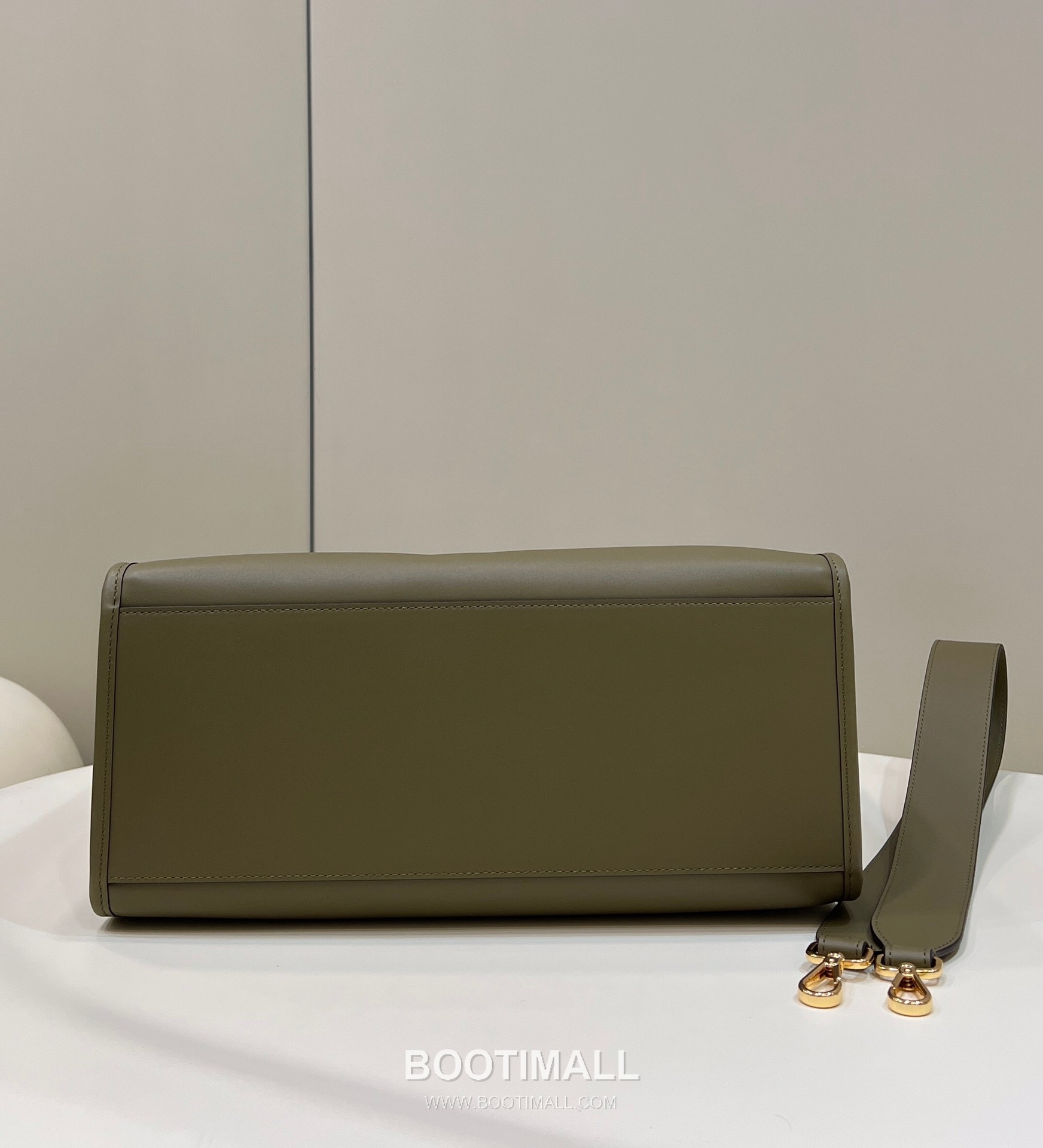 Fendi Amber Handle Shopping Cowhide Olive Green Shopper Bag 펜디 앰버 핸들 쇼핑 소가죽 올리브 그린 쇼퍼백 36cm 17