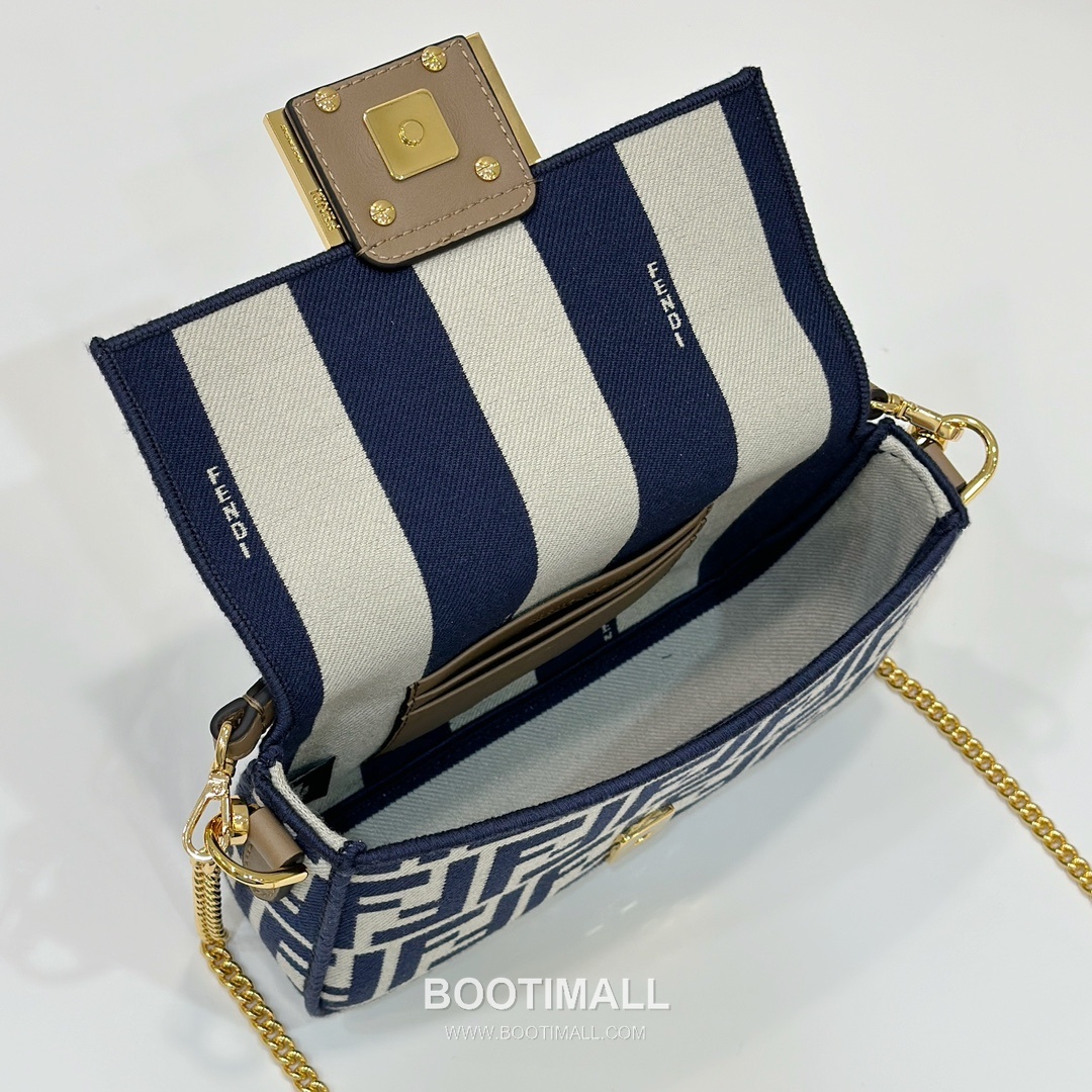 Fendi Baguette FF Logo Pequin Canvas Brown Chain Flap Bag 펜디 바게트 FF 로고 페퀸 캔버스 브라운 체인 플랩백 20cm 13
