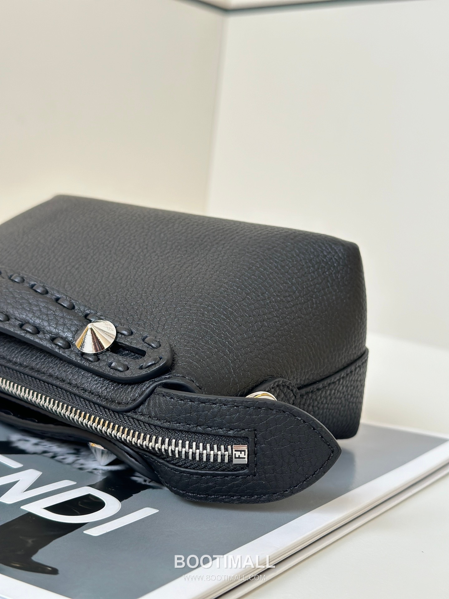 Fendi By The Way Selleria Calfskin Top Handle Bag 펜디 바이 더 웨이 셀레리아 카프스킨 탑핸들백 20cm 8