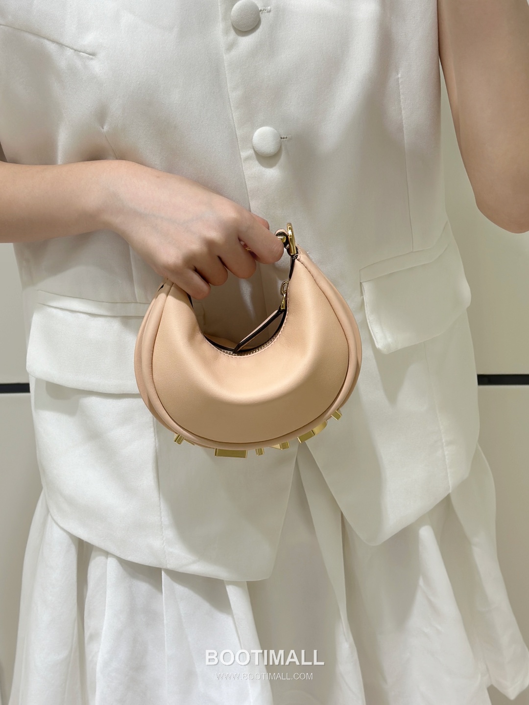 Fendi Fendigraphy Mini Calfskin Shoulder Bag 펜디 그래피 미니 카프스킨 숄더백 16.5cm 5