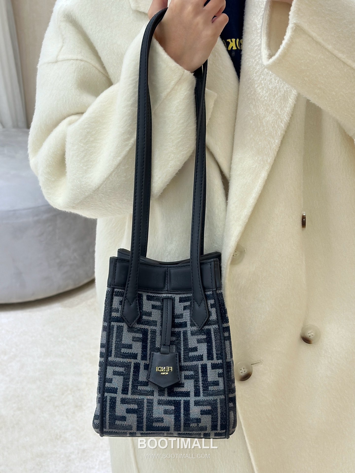 Fendi Origami FF Gradient Calfskin Convertible Tote Bag 펜디 오리가미 FF 그라데이션 송아지가죽 컨버터블 토트백 15cm 8