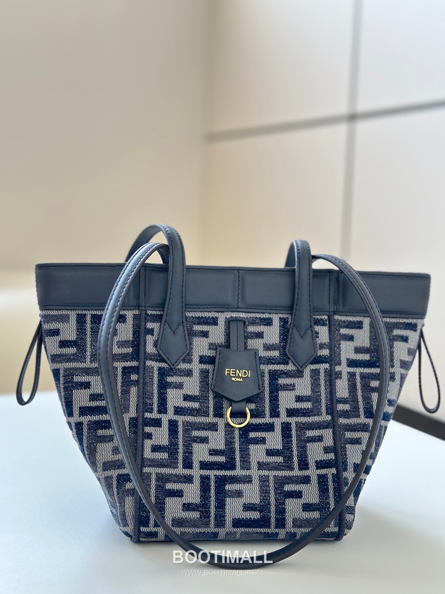 Fendi Origami FF Gradient Calfskin Convertible Tote Bag 펜디 오리가미 FF 그라데이션 송아지가죽 컨버터블 토트백 15cm 10
