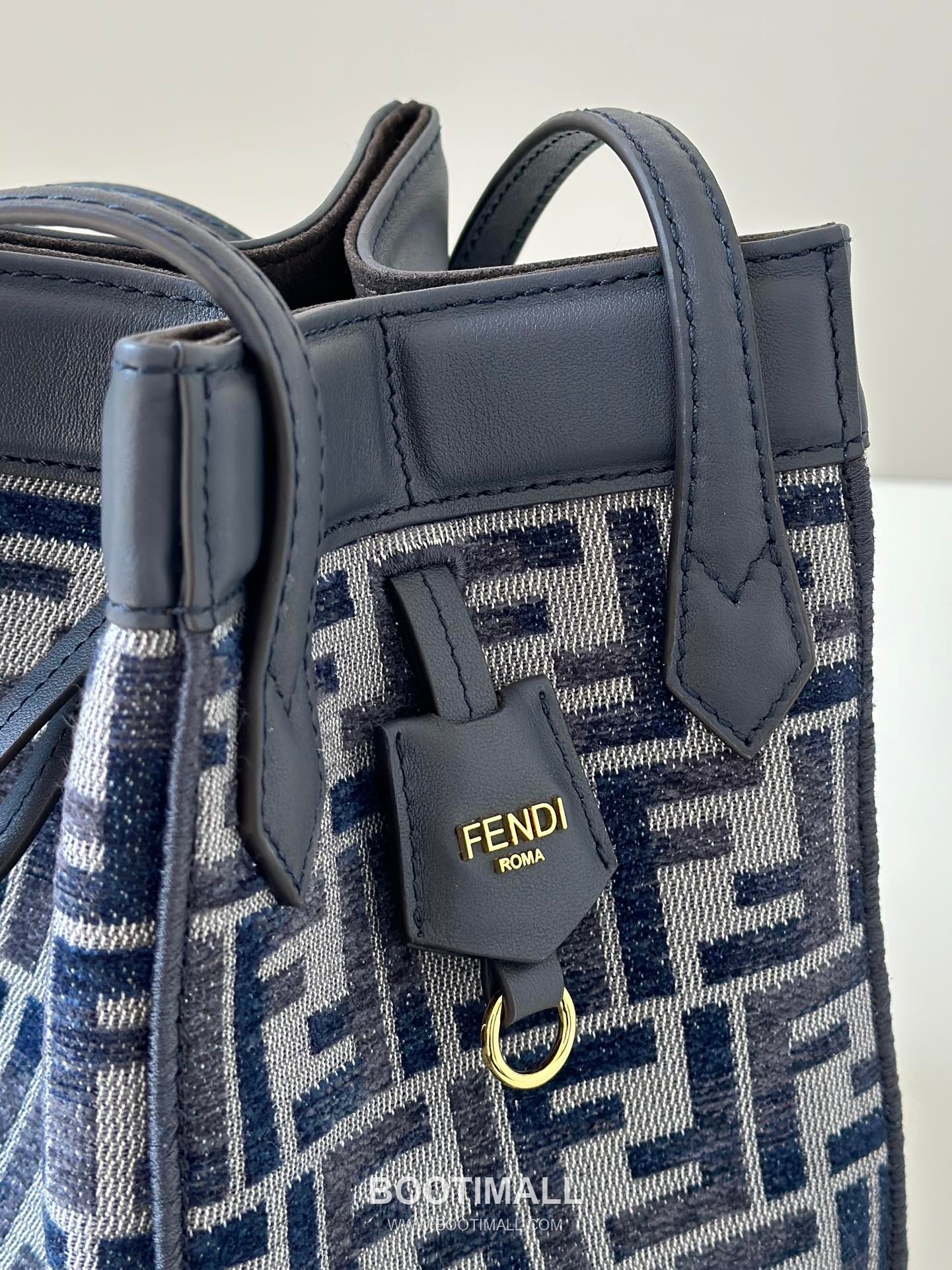 Fendi Origami FF Gradient Calfskin Convertible Tote Bag 펜디 오리가미 FF 그라데이션 송아지가죽 컨버터블 토트백 15cm 12