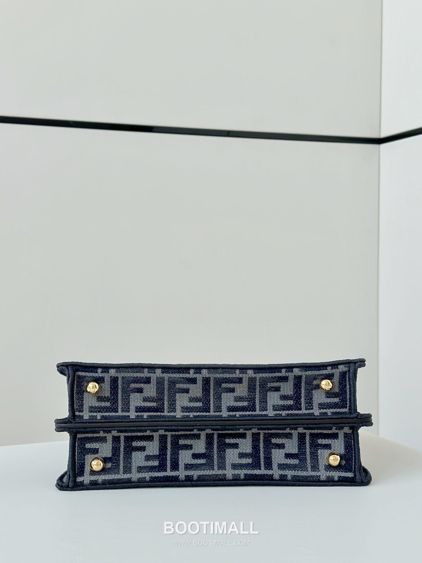 Fendi Peekaboo FF Gradient Calfskin Top Handle Bag 펜디 피카부 FF 그라데이션 송아지가죽 탑핸들백 27cm 7