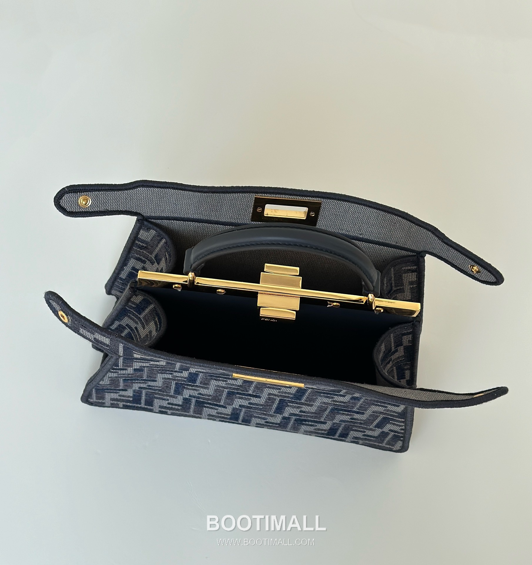 Fendi Peekaboo FF Gradient Calfskin Top Handle Bag 펜디 피카부 FF 그라데이션 송아지가죽 탑핸들백 27cm 13