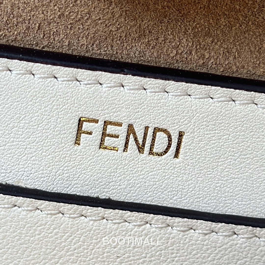 Fendi Peekaboo Small Calfskin Top Handle Bag 펜디 피카부 스몰 카프스킨 탑핸들백 29cm 13