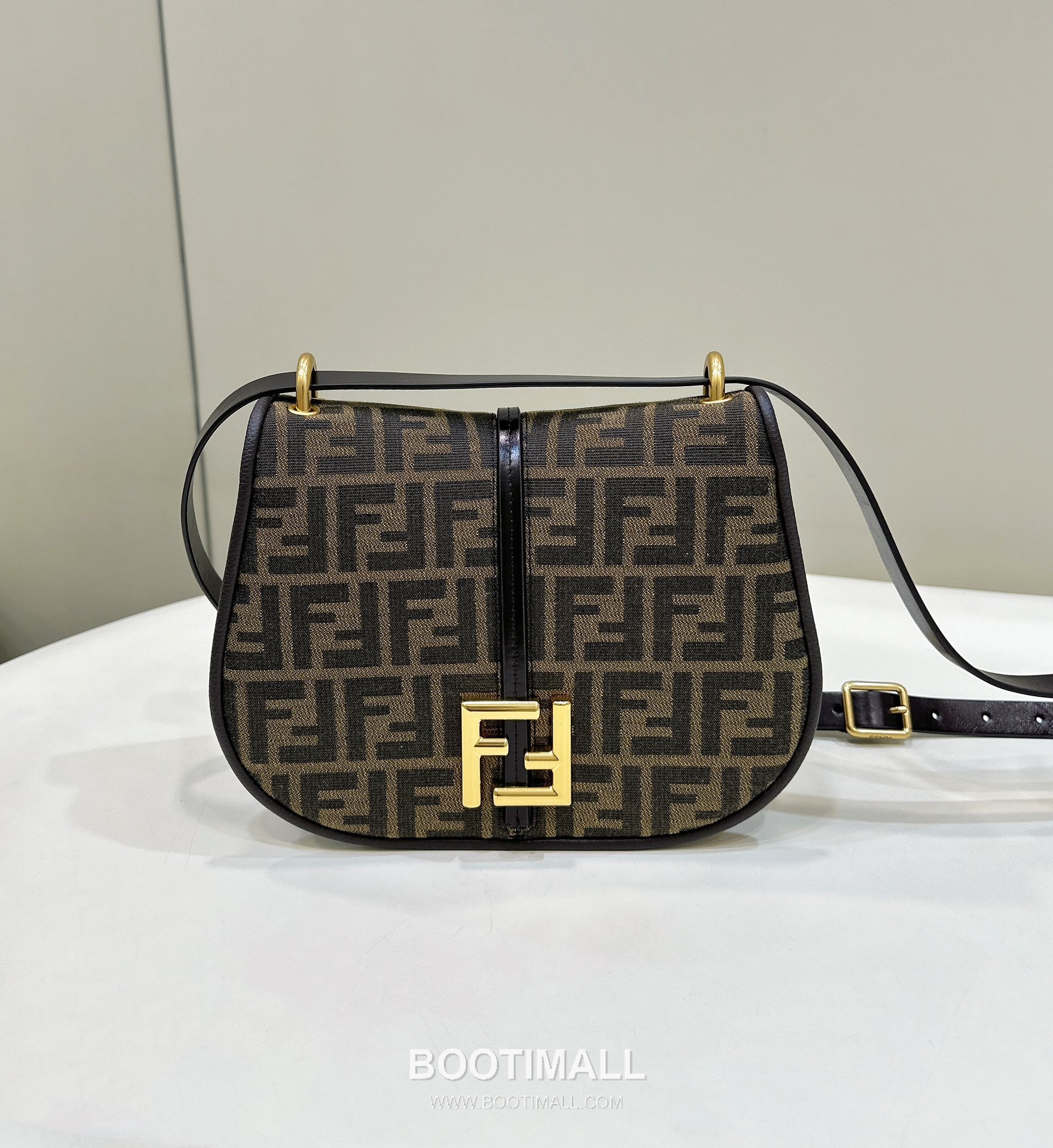 Fendi C’mon FF Canvas Small Flap Shoulder Bag 펜디 컴온 FF 캔버스 스몰 플랩 숄더백 21cm 7