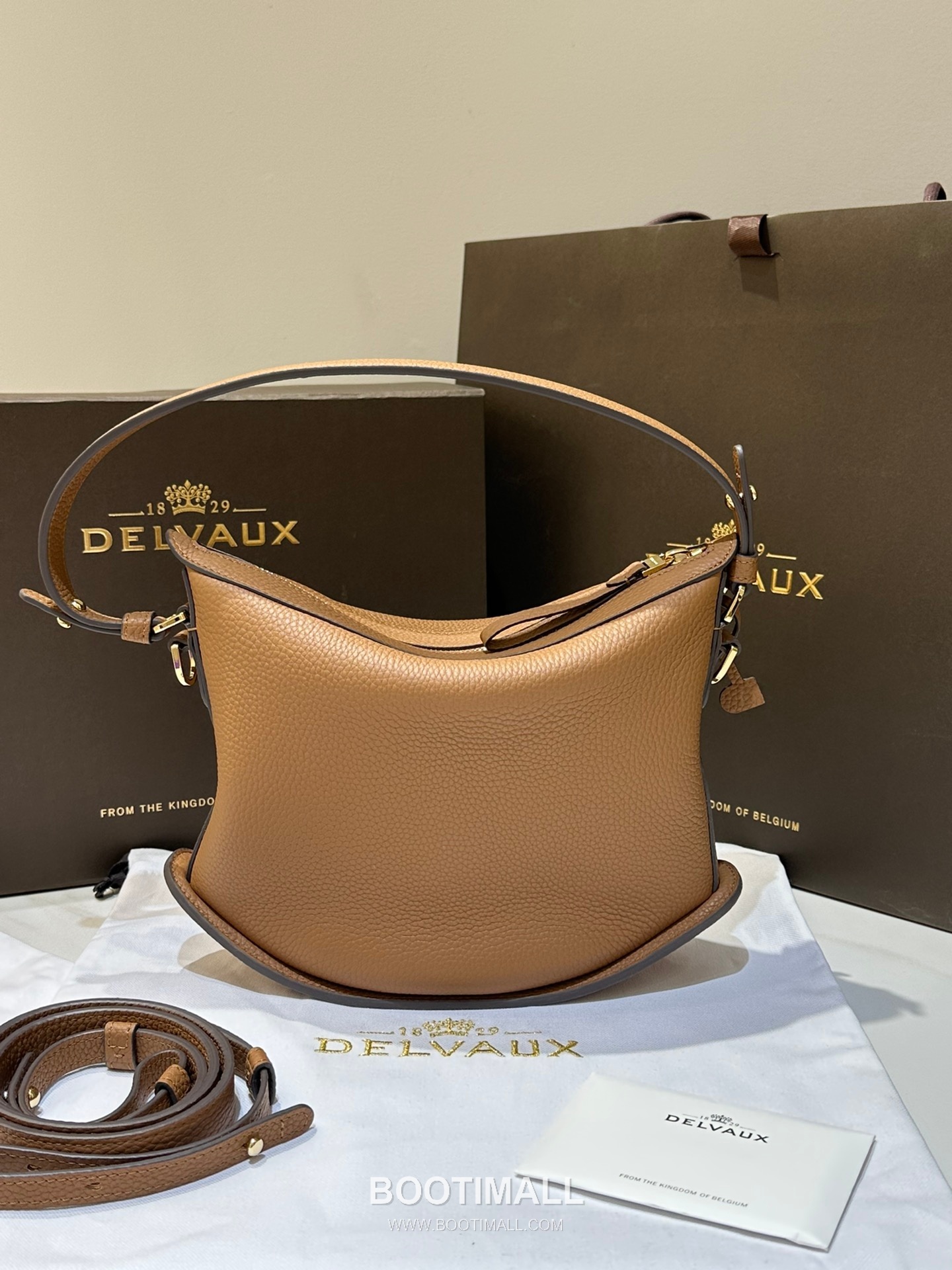 Delvaux Pin Swing Taurillon Soft Calfskin 델보 핀 스윙 토리옹소프트 토트백 29cm 6