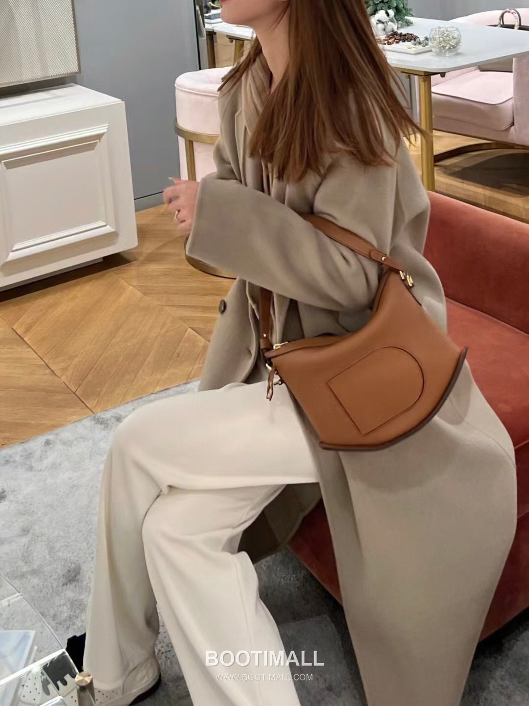 Delvaux Pin Swing Taurillon Soft Calfskin 델보 핀 스윙 토리옹소프트 토트백 29cm 14