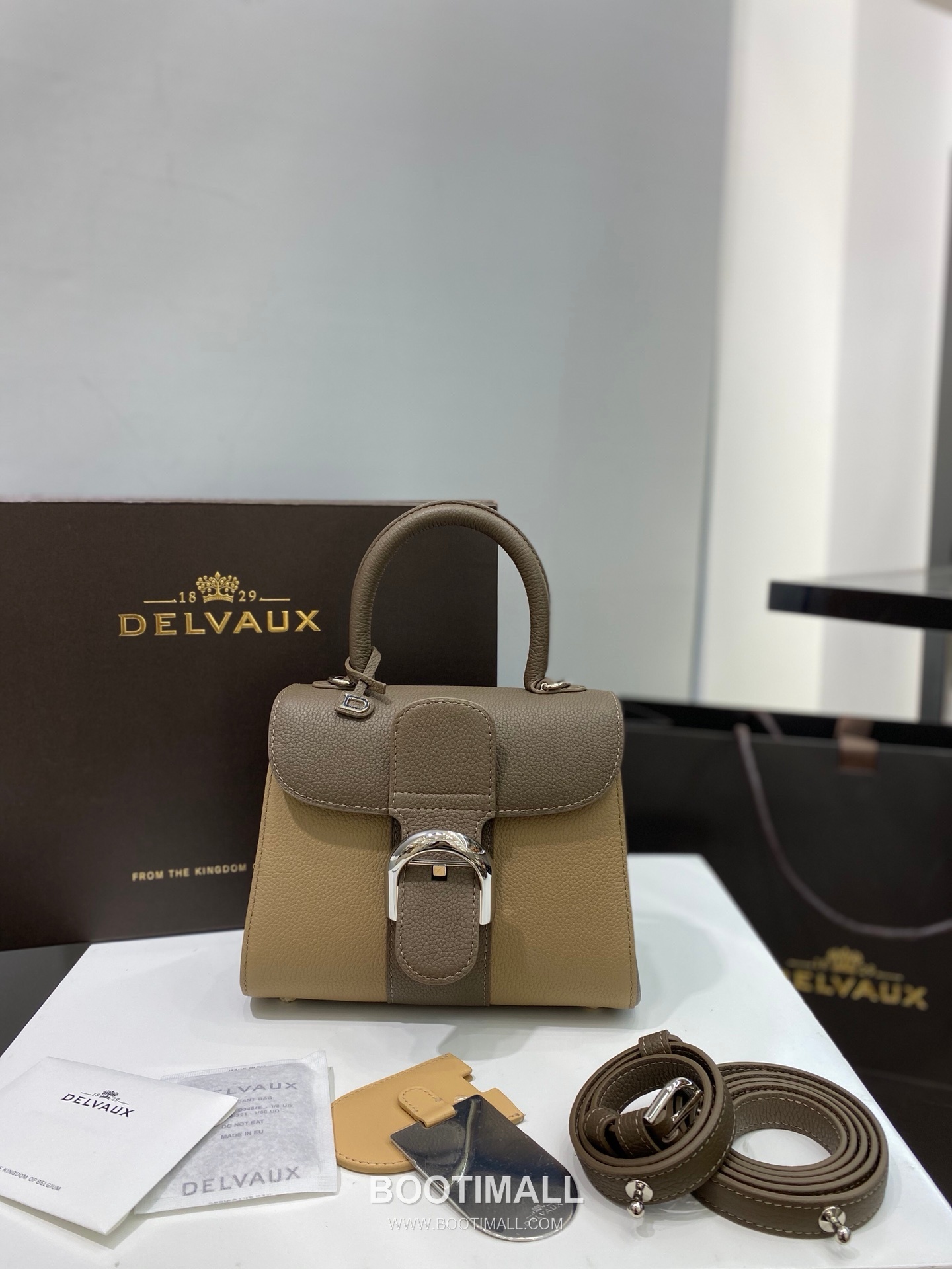 Delvaux Brillant Togo Leather 델보 브리앙 토고 레더 토트 숄더백 20cm 1