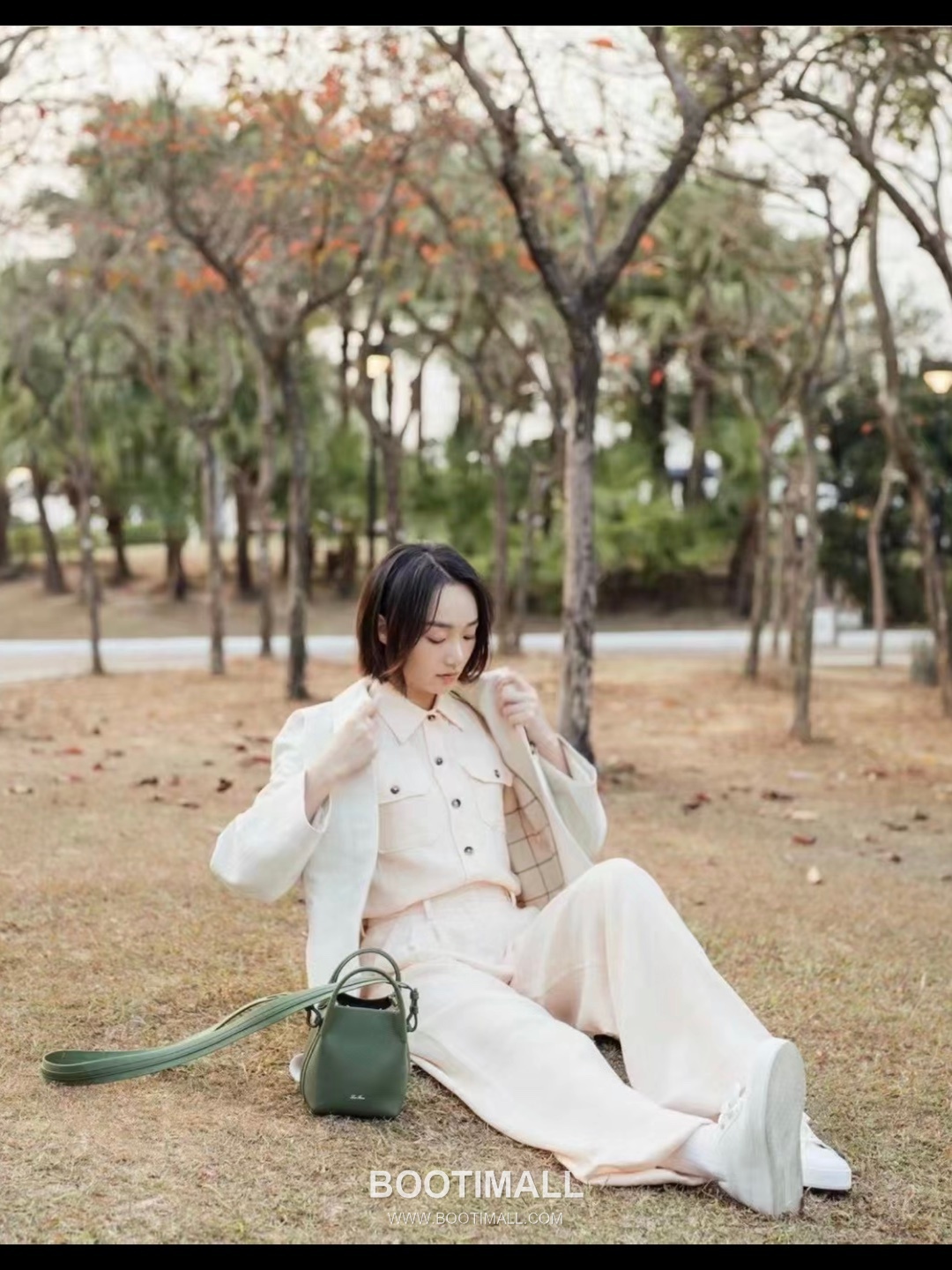 Loro Piana Mini Bucket Dark Green Bag 로로피아나 미니 버킷 다크그린 4