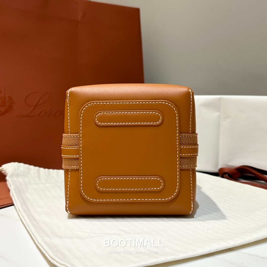 Loro Piana Classic Bucket Calfskin Warm Brown Bag 로로피아나 클래식 버킷 카프스킨 웜브라운 16cm 13