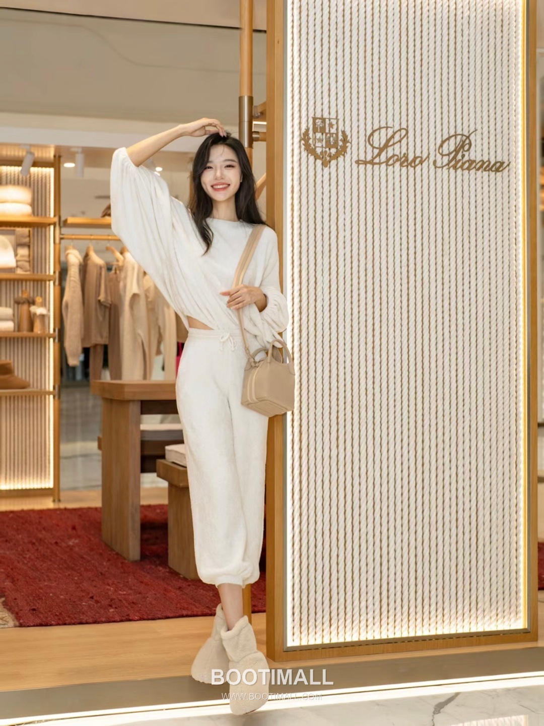 Loro Piana Bucket Calfskin Beige Bag 로로피아나 버킷 카프스킨 베이지 16cm 21