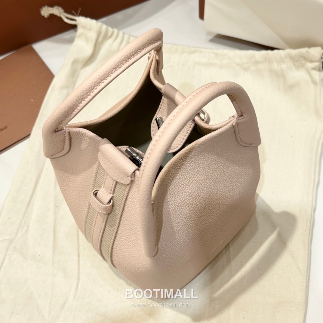 Loro Piana Pian Calfskin Pink Bucket Bag 로로피아나 Pian 카프스킨 핑크 버킷백 12