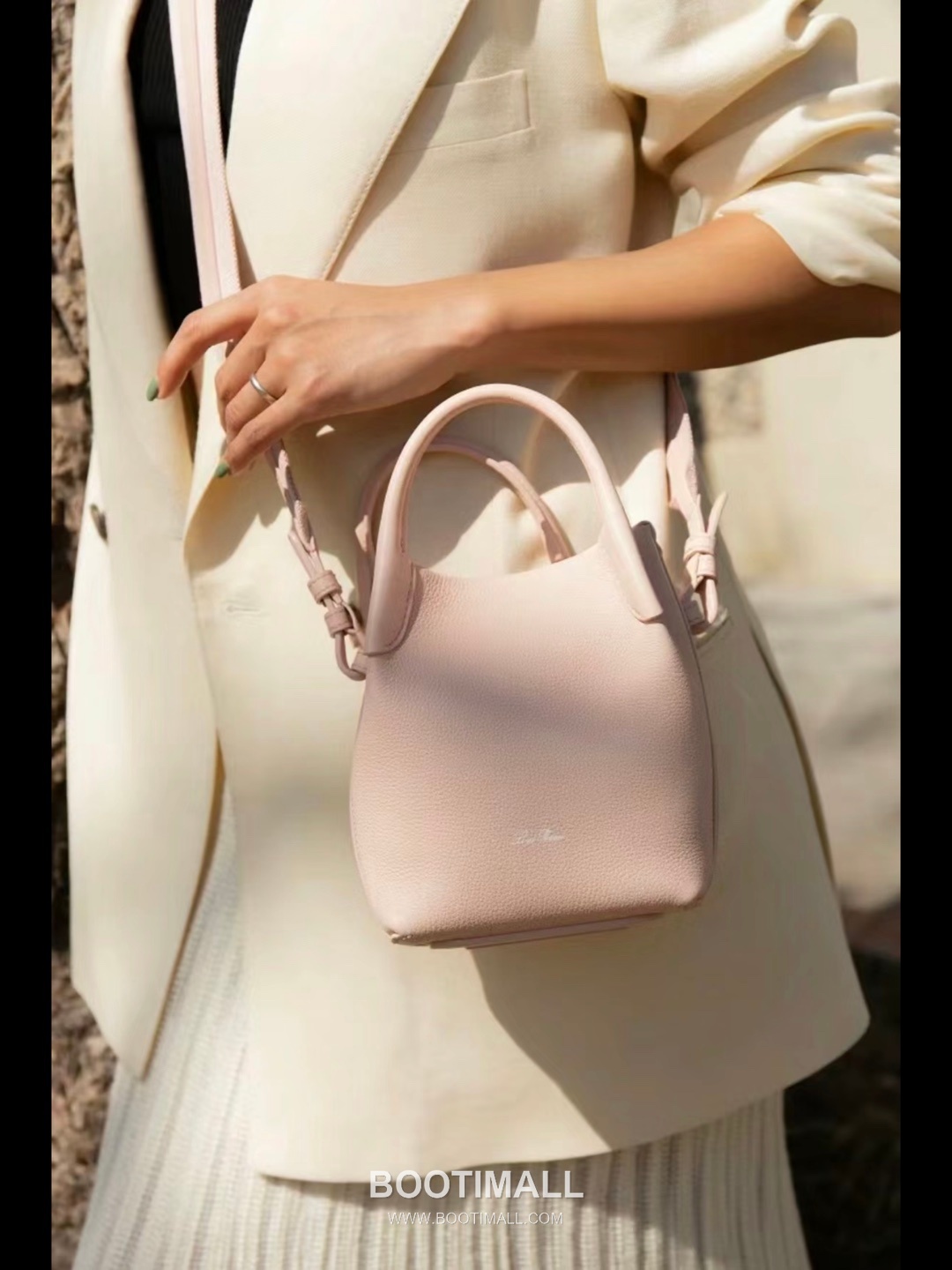 Loro Piana Pian Calfskin Pink Bucket Bag 로로피아나 Pian 카프스킨 핑크 버킷백 17