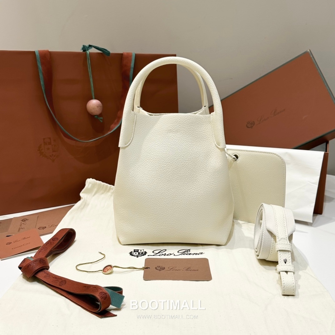 Loro Piana Bale Bag Medium Calfskin 로로피아나 베일 카프스킨 버킷백 21cm 10