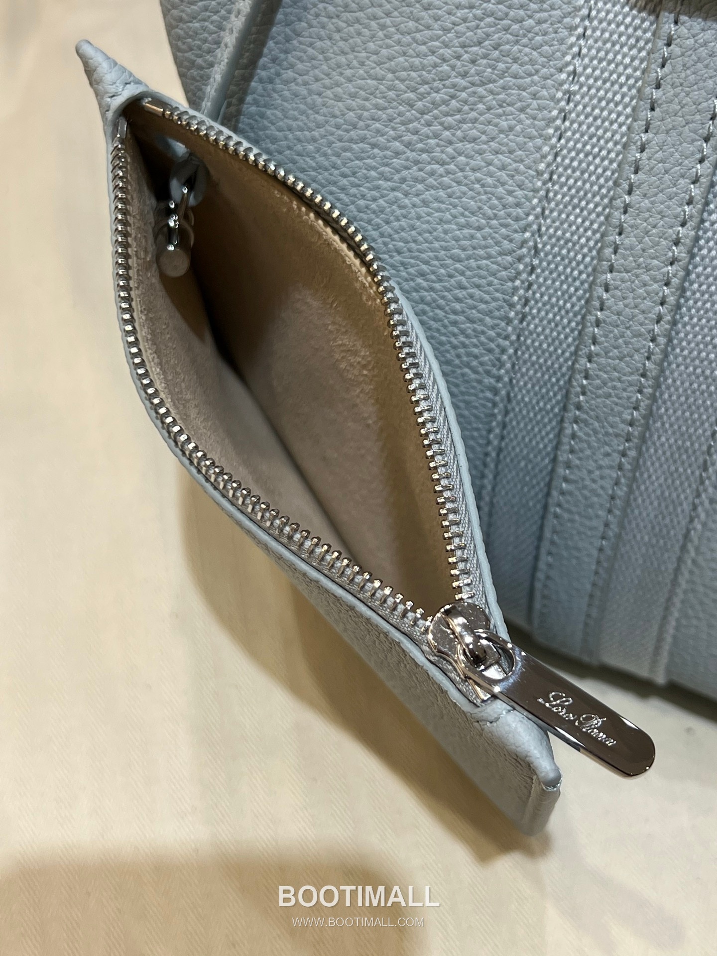 Loro Piana Bale Bag Medium Calfskin 로로피아나 베일 카프스킨 버킷백 21cm 12