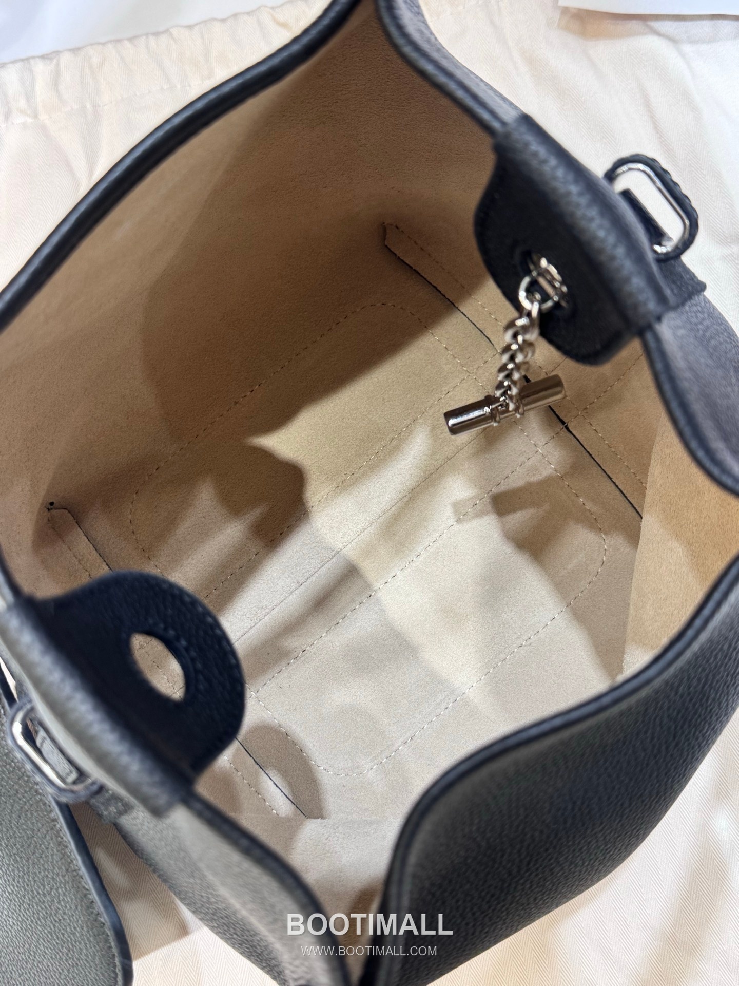 Loro Piana Bale Bag Medium Calfskin 로로피아나 베일 카프스킨 버킷백 21cm 5