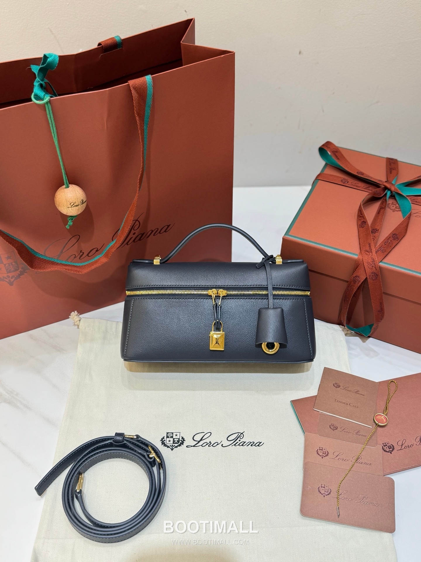 Loro Piana Extra Bag 23 Saddle Leather Bag 로로피아나 엑스트라 백 23 새들 레더 더블지퍼 숄더 크로스백 23cm 1