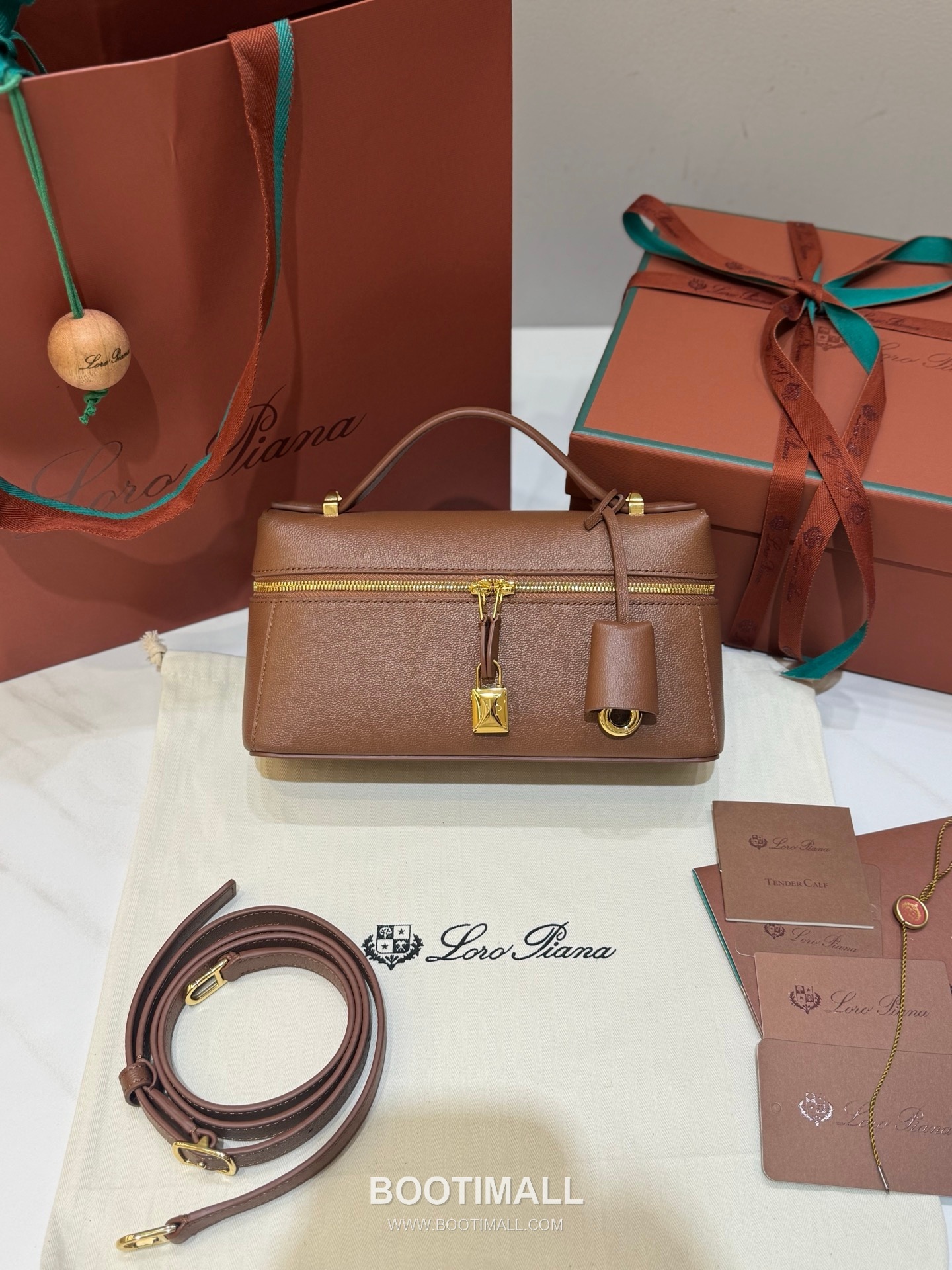 Loro Piana Extra Bag 23 Saddle Leather Bag 로로피아나 엑스트라 백 23 새들 레더 더블지퍼 숄더 크로스백 23cm 1