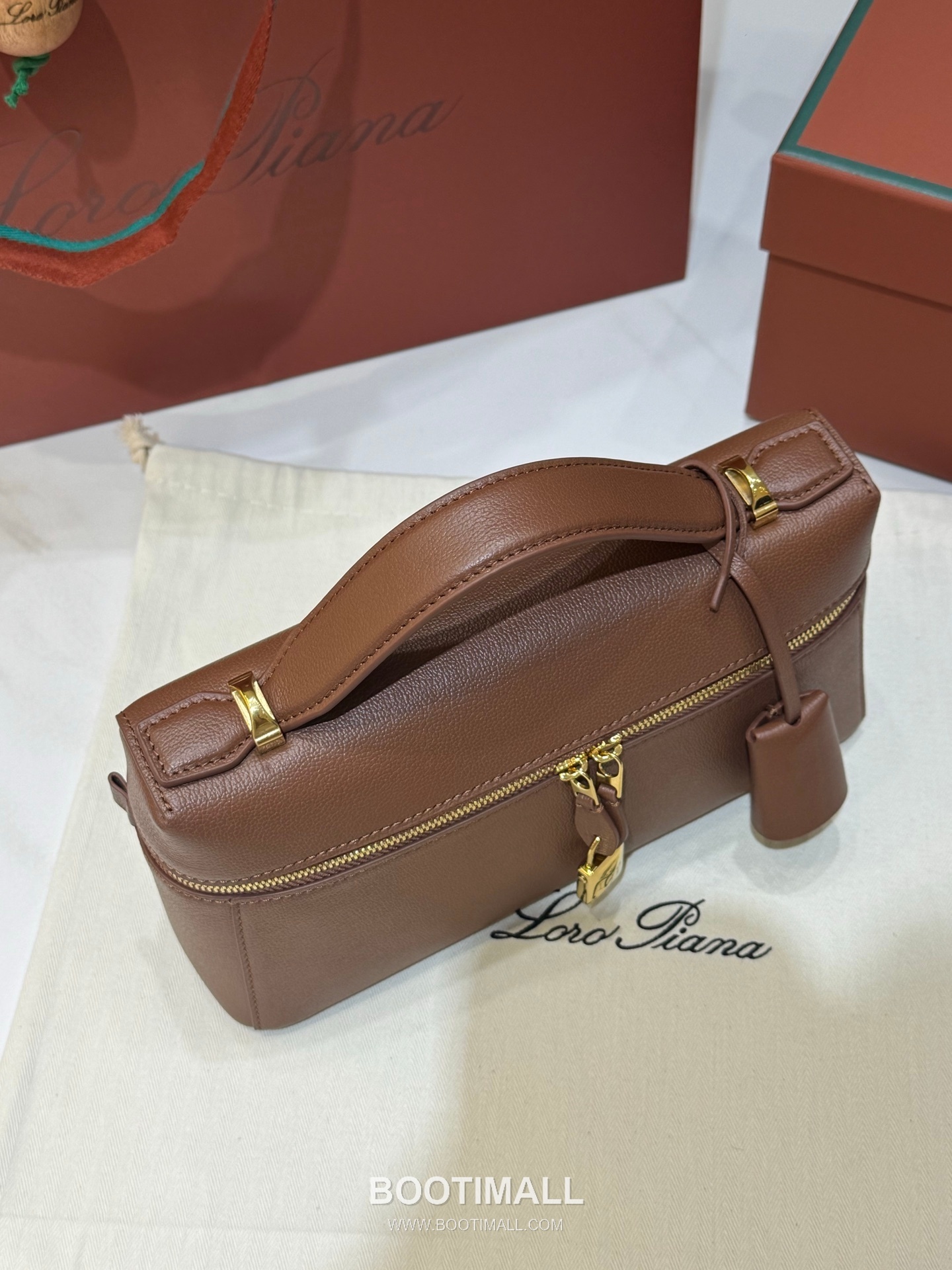 Loro Piana Extra Bag 23 Saddle Leather Bag 로로피아나 엑스트라 백 23 새들 레더 더블지퍼 숄더 크로스백 23cm 3