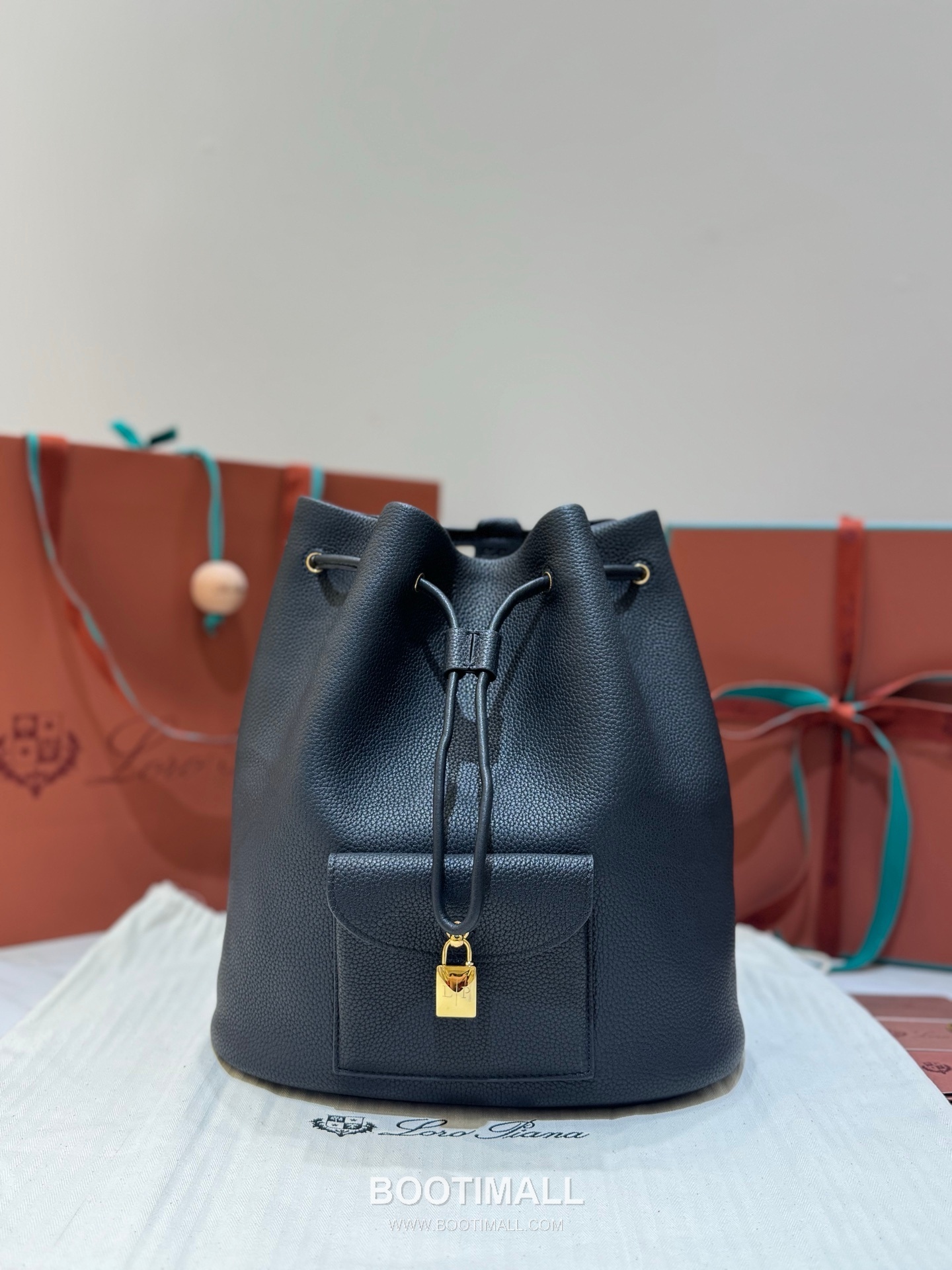Loro Piana Extra Drawstring Backpack Calfskin 로로피아나 엑스트라 드로스트링 백팩 카프스킨 27cm 5