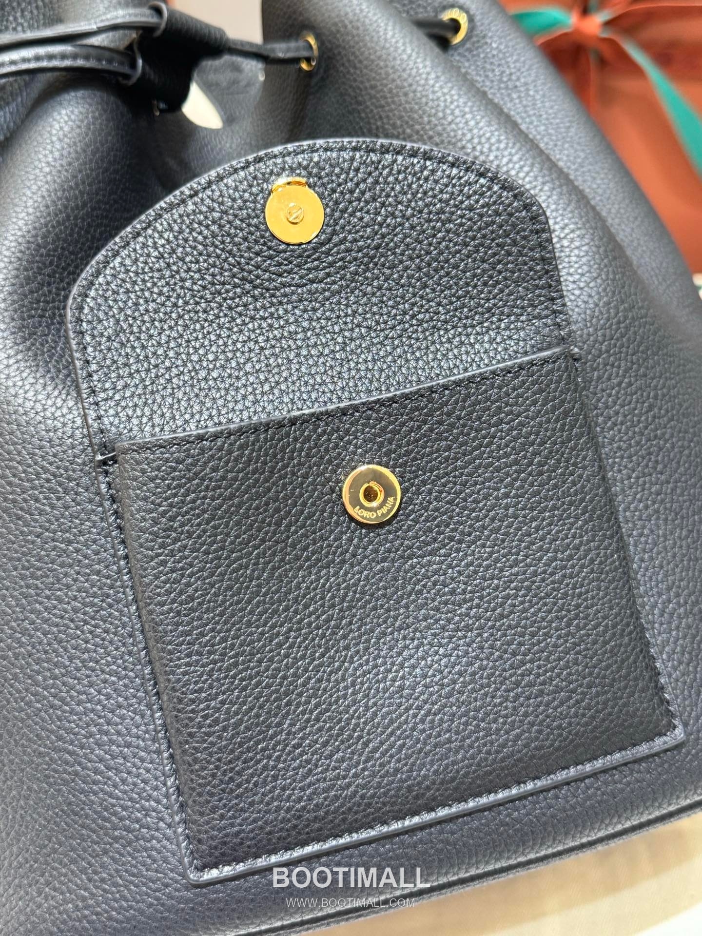 Loro Piana Extra Drawstring Backpack Calfskin 로로피아나 엑스트라 드로스트링 백팩 카프스킨 27cm 9