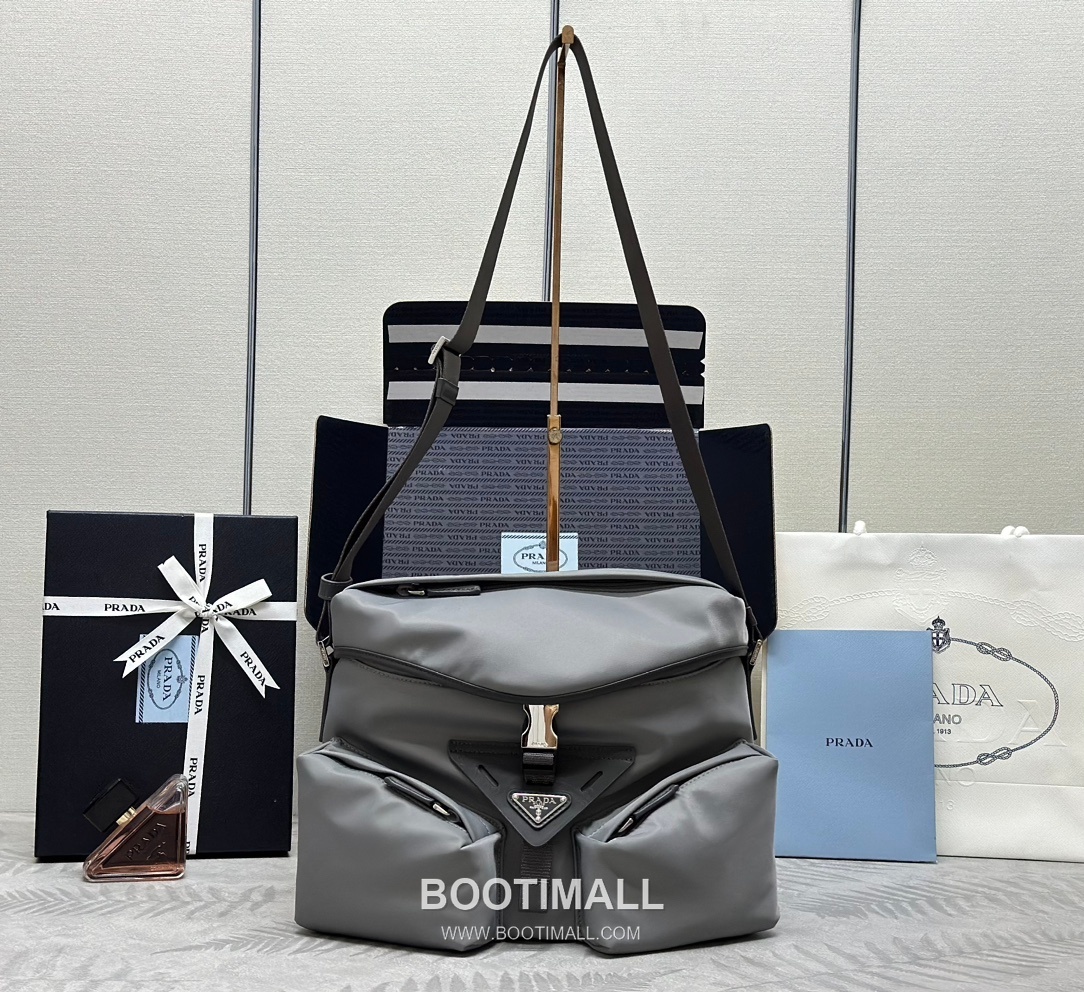 Prada Re-Nylon Crossbody Bag 2VD062 프라다 리나일론 크로스백 29cm 1