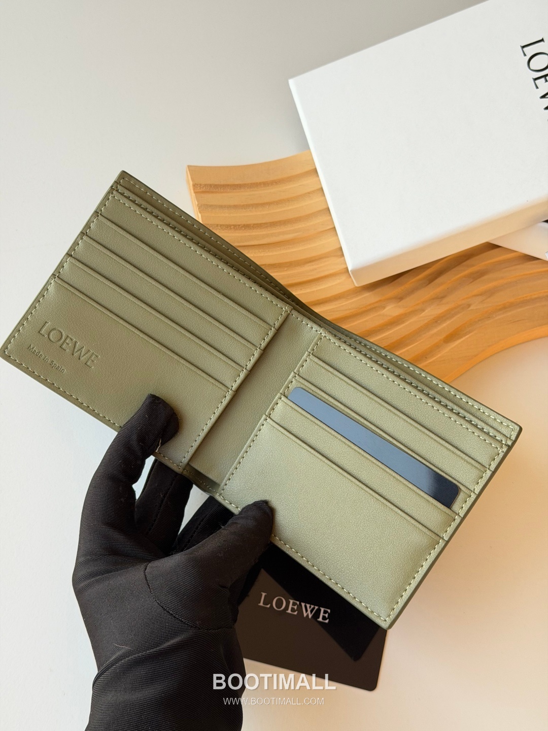 Loewe Puzzle Pebbled Calfskin Bi-Fold Wallet 로에베 퍼즐 페블드 카프스킨 반지갑 L1146 11cm 6