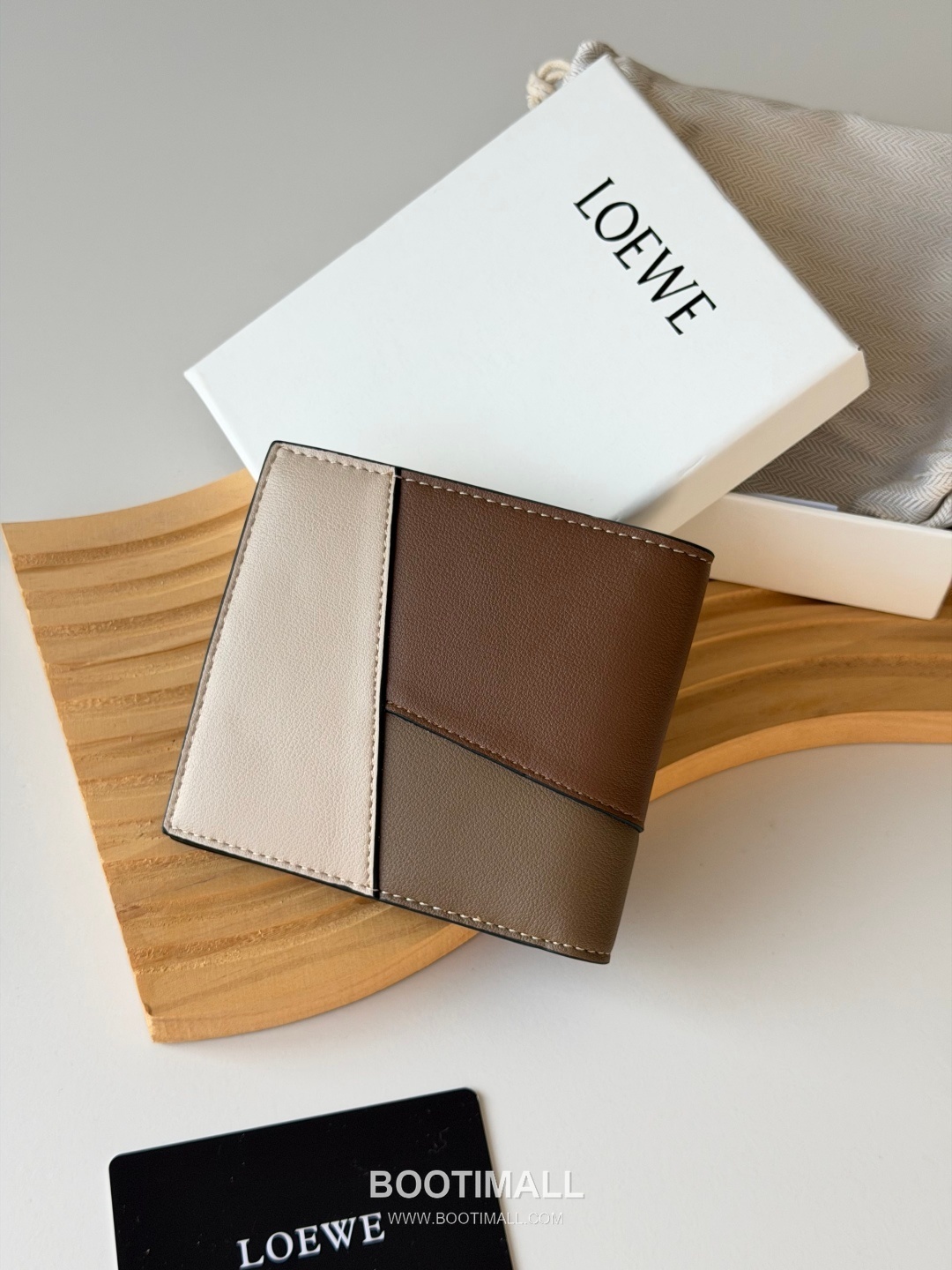 Loewe Puzzle Smooth Calfskin Bi-Fold Wallet 로에베 퍼즐 스무스 카프스킨 반지갑 L1131 11cm 2