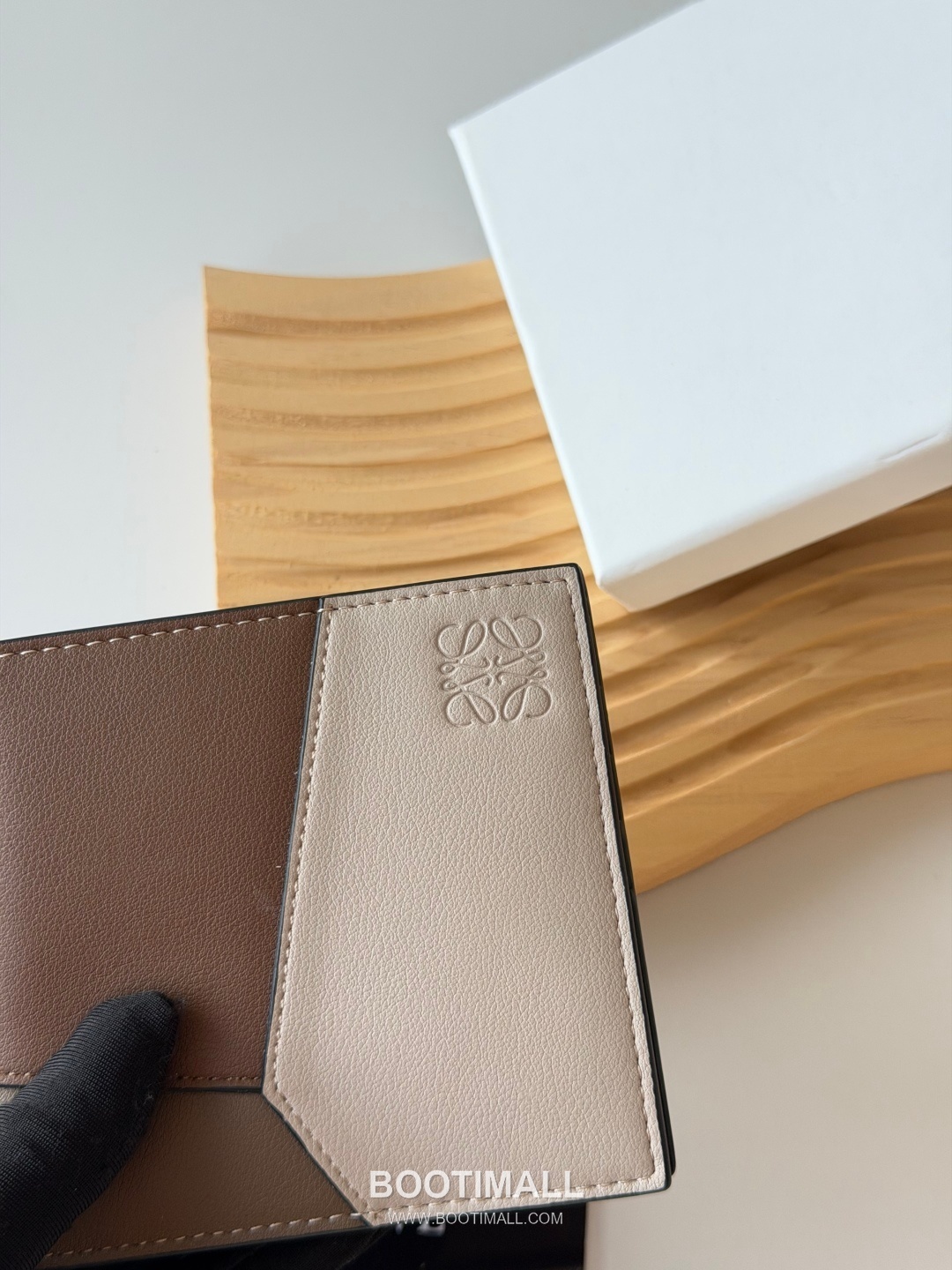 Loewe Puzzle Smooth Calfskin Bi-Fold Wallet 로에베 퍼즐 스무스 카프스킨 반지갑 L1131 11cm 3