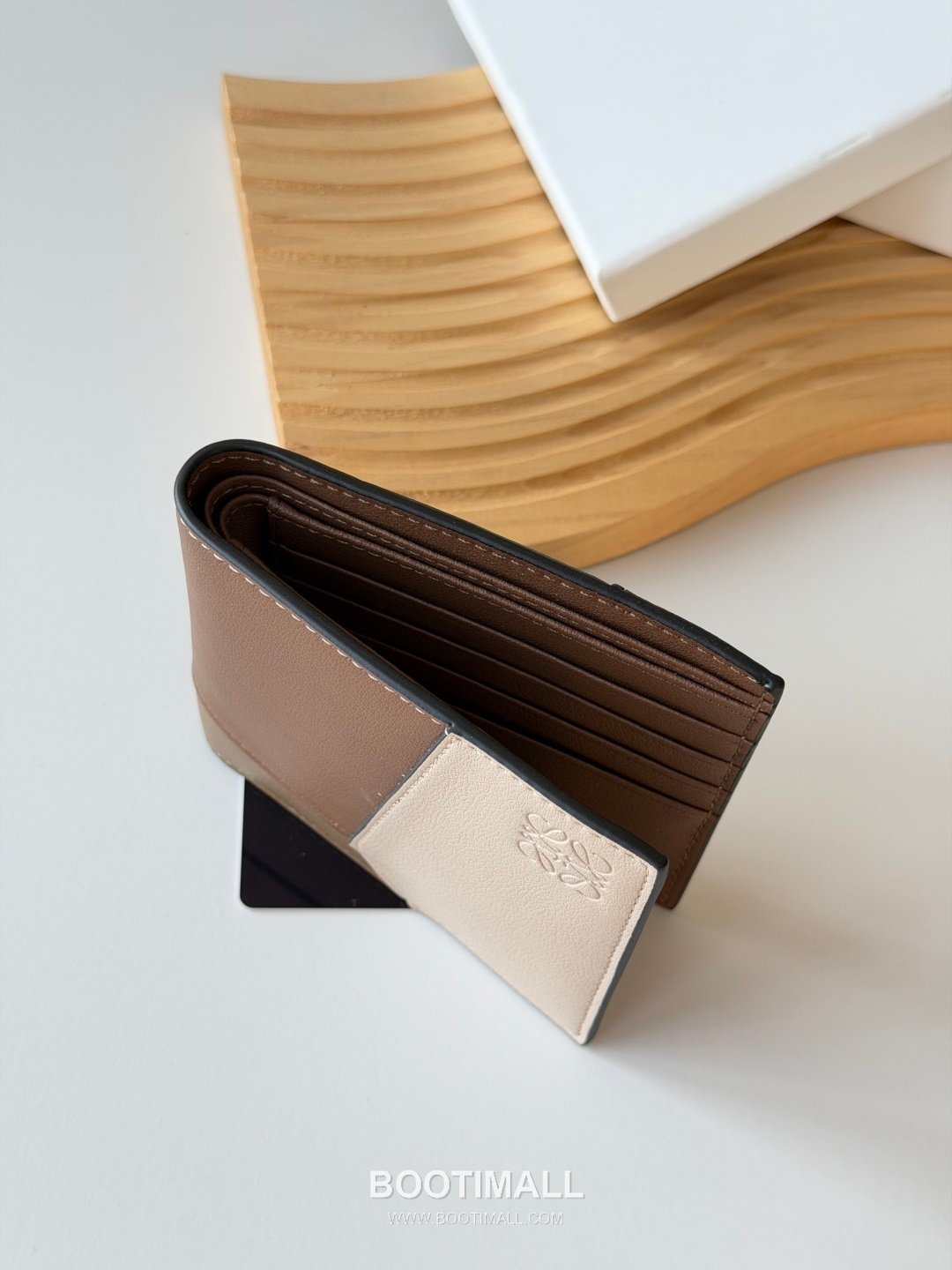 Loewe Puzzle Smooth Calfskin Bi-Fold Wallet 로에베 퍼즐 스무스 카프스킨 반지갑 L1131 11cm 5