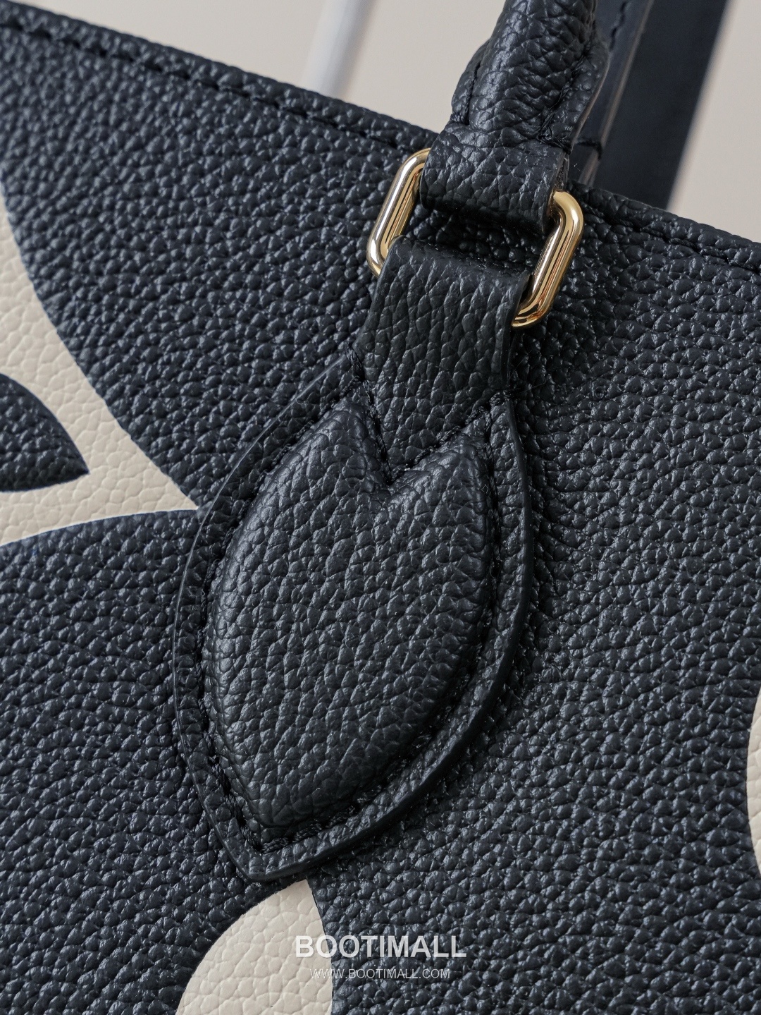 Louis Vuitton OnTheGo Monogram Empreinte Tote Bag 루이비통 온더고 모노그램 앙프렝뜨 토트백 M45945 41cm 8