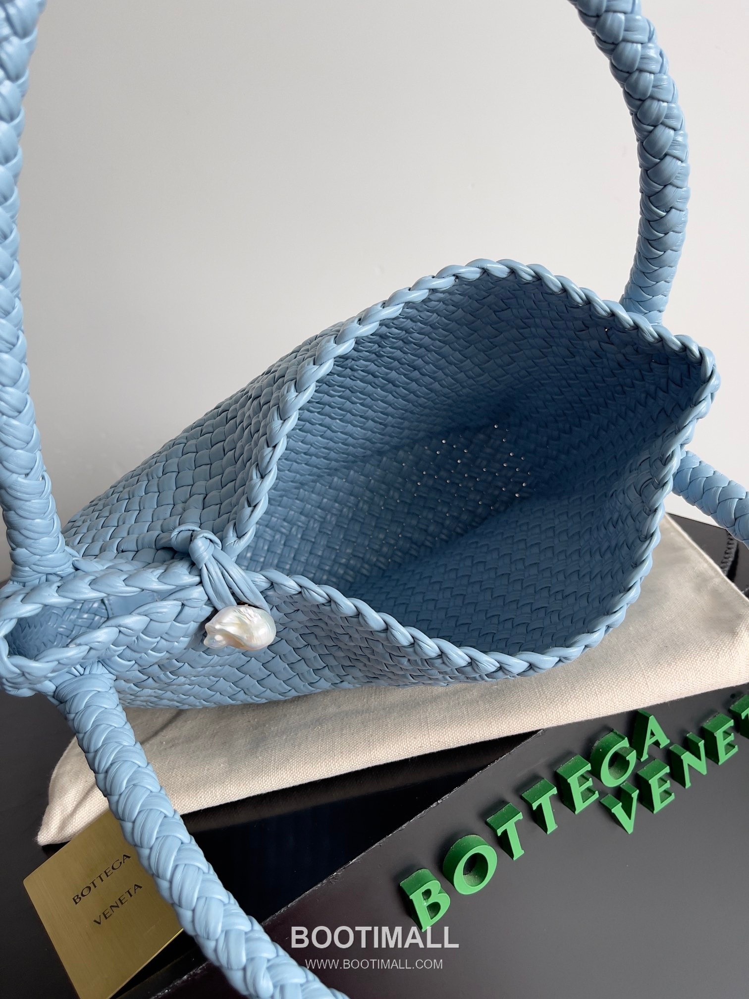 Bottega Veneta Tosca Intrecciato Nappa Leather Shoulder Bag 보테가베네타 토스카 인트레치아토 나파 숄더백 27cm 7