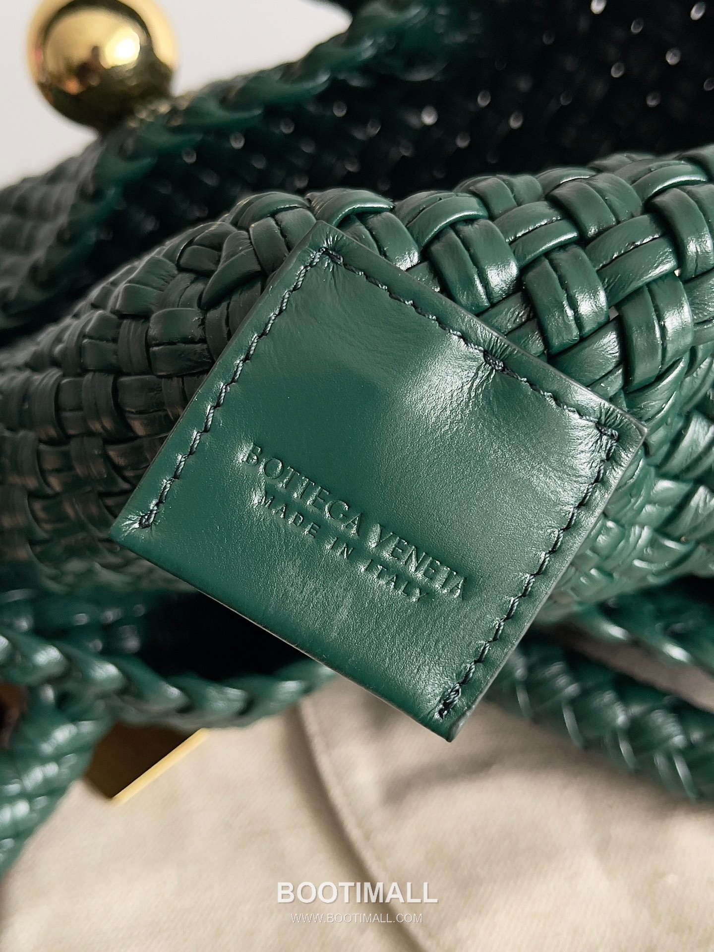 Bottega Veneta TOSCA Woven Shoulder Bag 보테가 베네타 TOSCA 우븐 숄더백 27cm 14