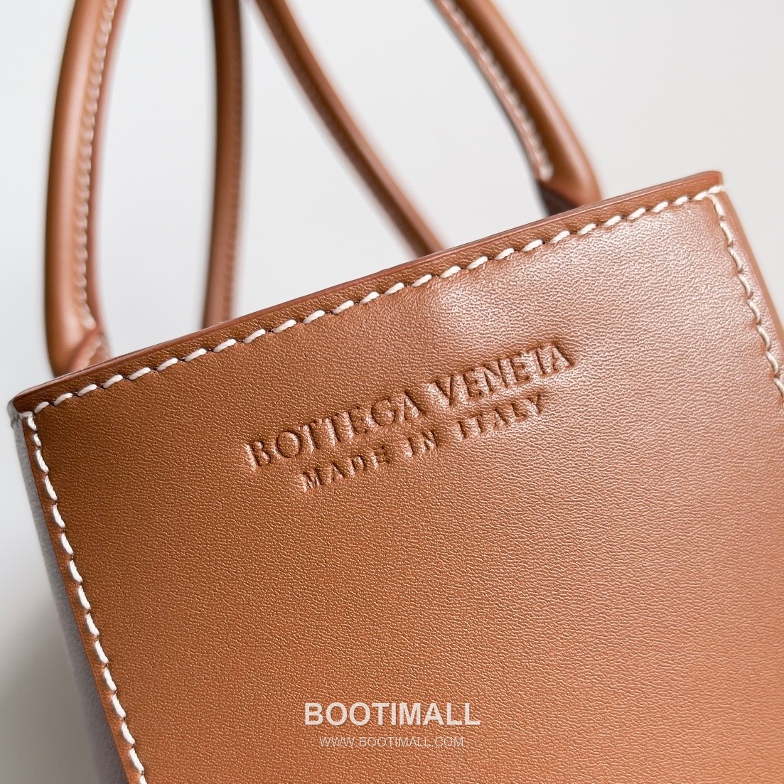 Bottega Veneta Arco Intrecciato Calfskin Leather Tote Bag 보테가베네타 아르코 인트레치아토 카프스킨 토트백 47cm 6