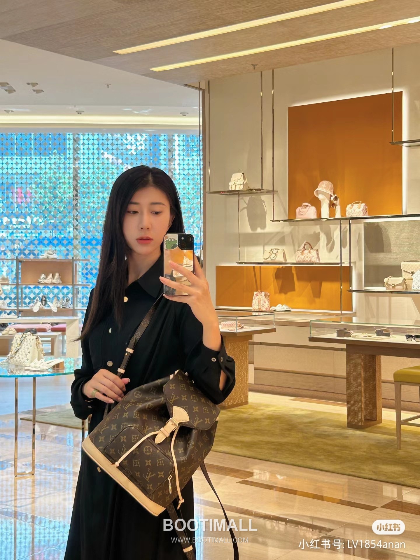 Louis Vuitton Montsouris Backpack Monogram Coated Canvas Leather Trim 루이비통 몽수리 모노그램 코팅 캔버스 백팩 28cm 5