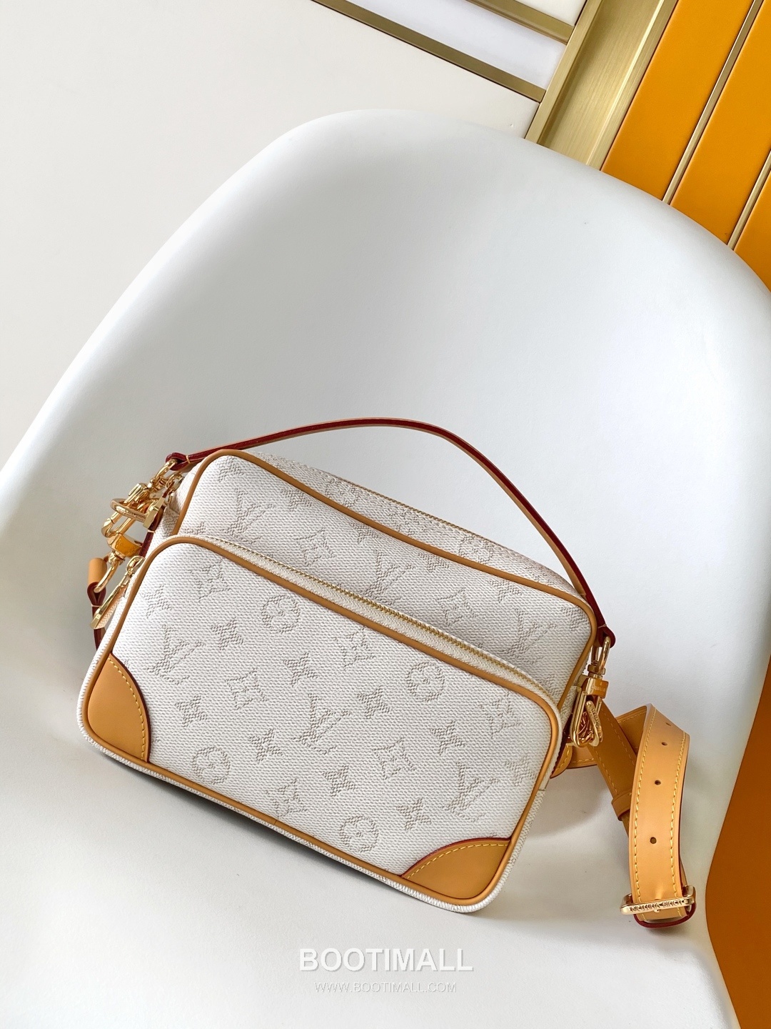 Louis Vuitton Nil Monogram Heritage Coated Canvas Bag 루이비통 닐 모노그램 M14682 헤리티지 코팅 캔버스 숄더백 25cm 2