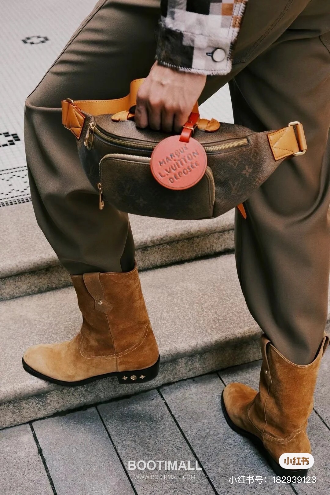 Louis Vuitton Rush Monogram Dust Canvas Belt Bag M11539 루이비통 러시 모노그램 더스트 캔버스 벨트백 30cm 4