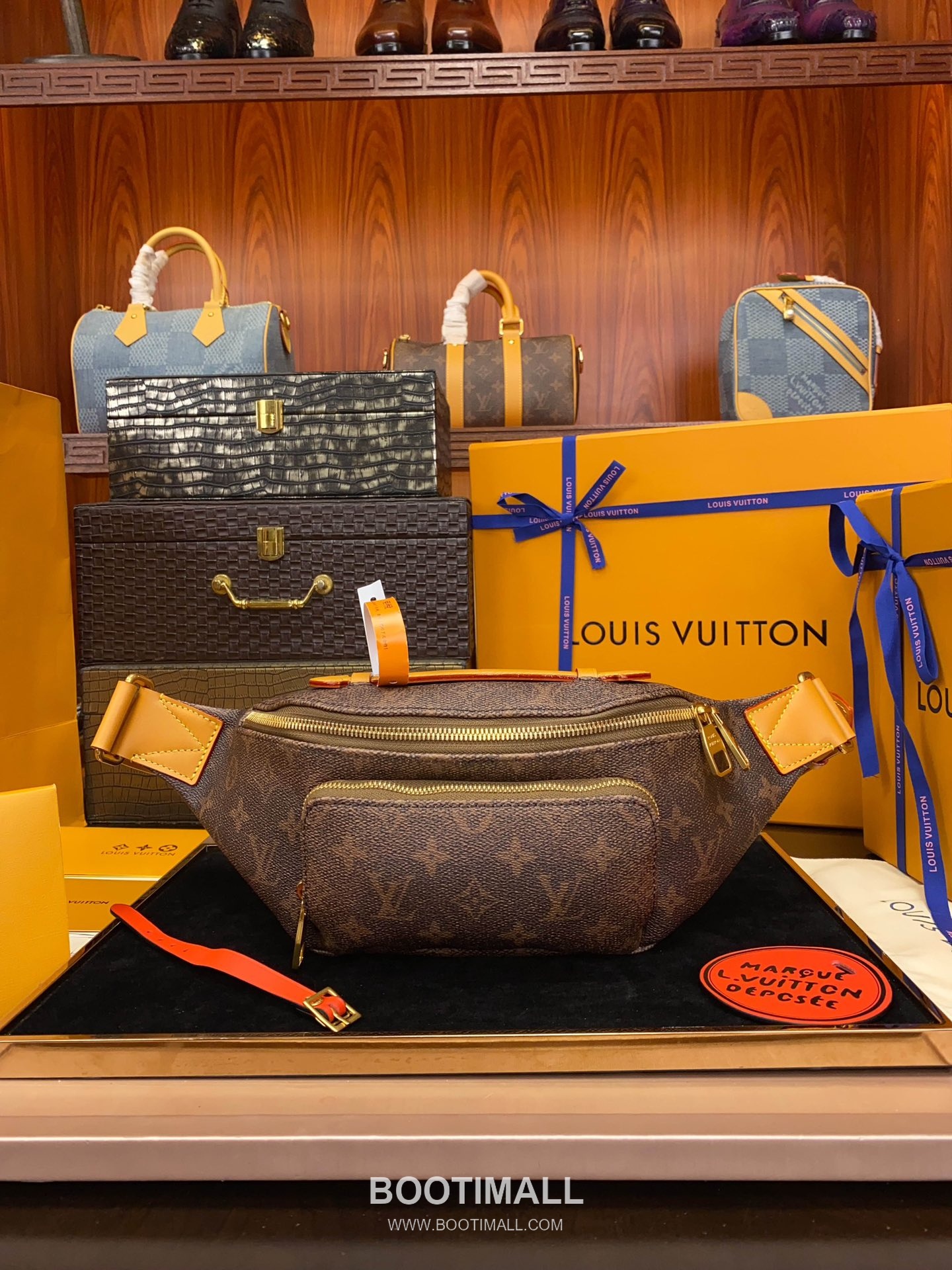 Louis Vuitton Rush Monogram Dust Canvas Belt Bag M11539 루이비통 러시 모노그램 더스트 캔버스 벨트백 30cm 10