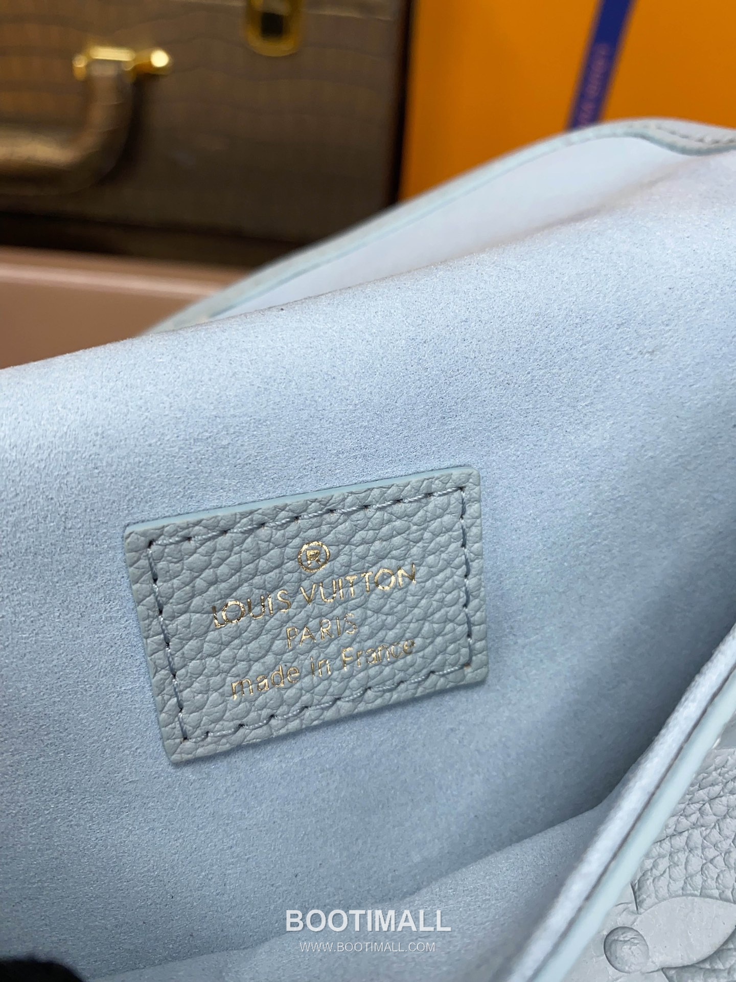 Louis Vuitton Nano Diane Monogram Empreinte Leather Shoulder Bag 루이비통 나노 다이앤 모노그램 앙프렝뜨 숄더백 19cm 15