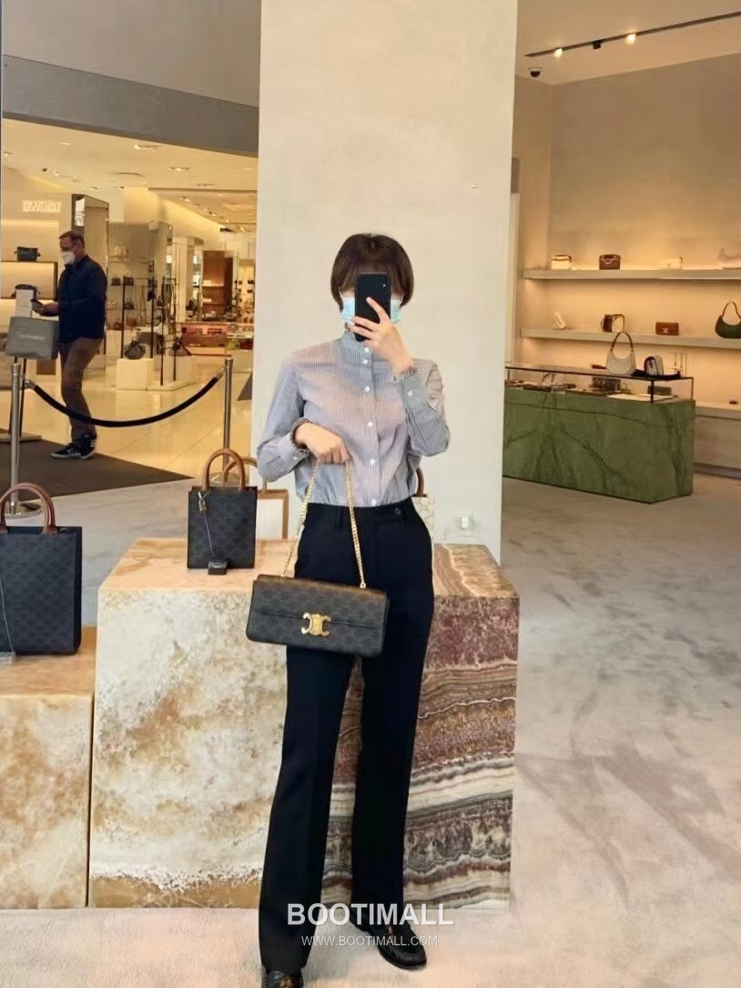 CELINE Triomphe Monogram Canvas Chain Shoulder Bag 197412 셀린느 트리옹프 모노그램 체인 숄더백 33cm 1